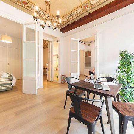 Bravissimo Placa Del Vi, Authentic Historic Apartment Херона Екстериор снимка