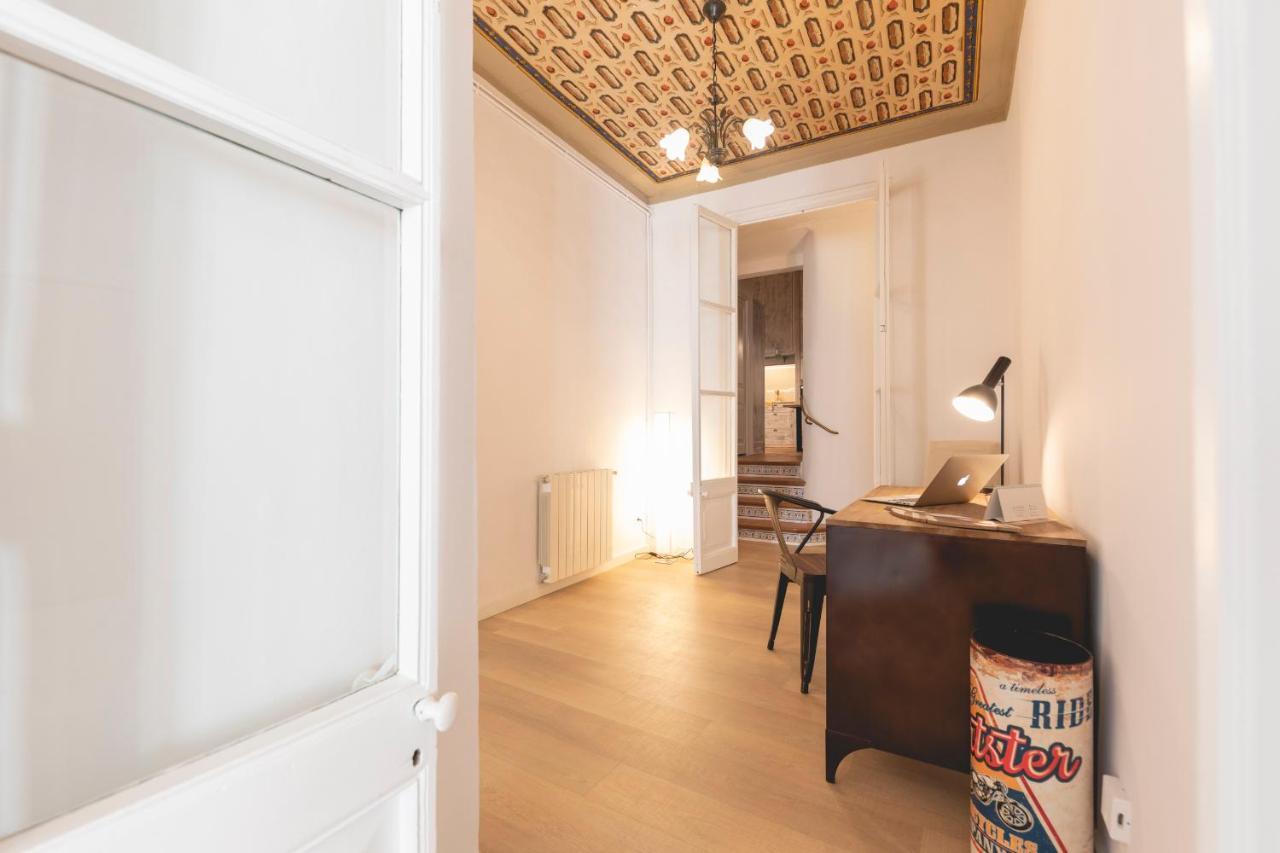 Bravissimo Placa Del Vi, Authentic Historic Apartment Херона Екстериор снимка