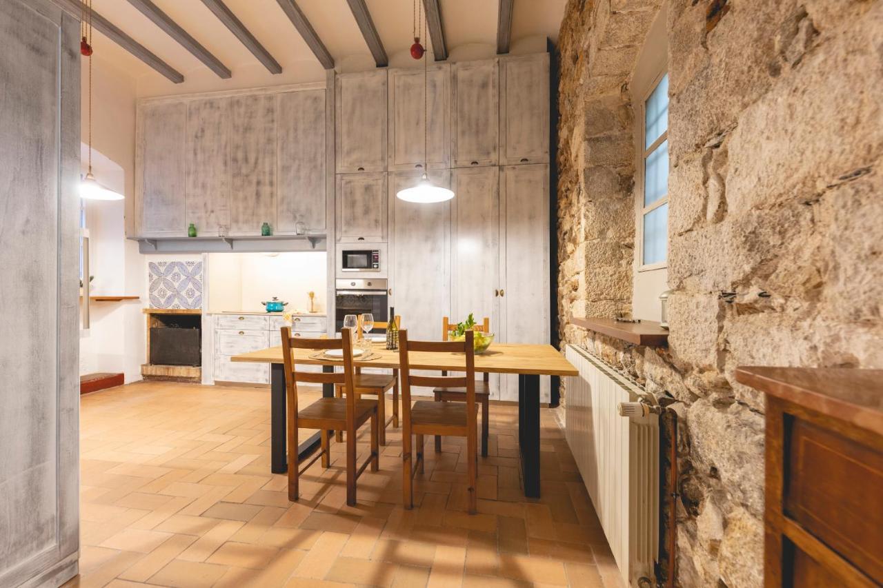 Bravissimo Placa Del Vi, Authentic Historic Apartment Херона Екстериор снимка