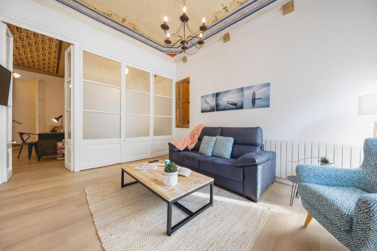 Bravissimo Placa Del Vi, Authentic Historic Apartment Херона Екстериор снимка